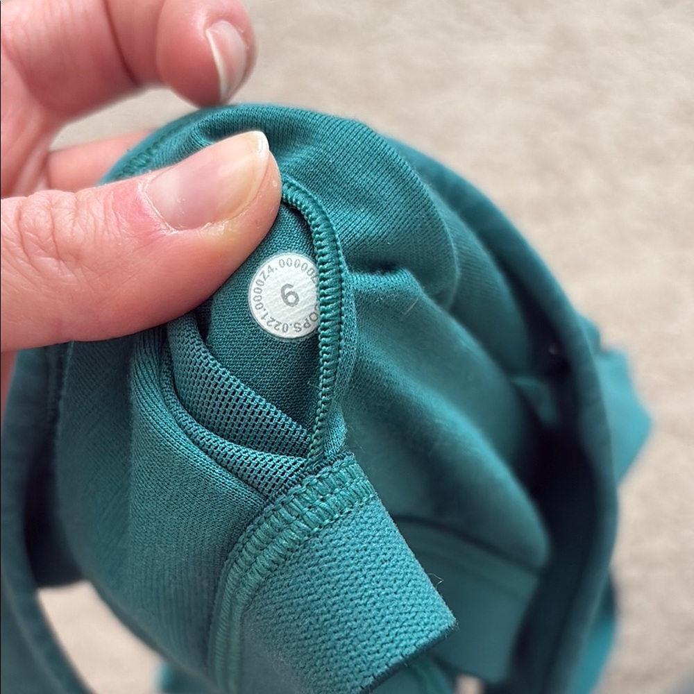 COPY - Lululemon Teal Sports Bra / Crop Top - Picture 4 of 4